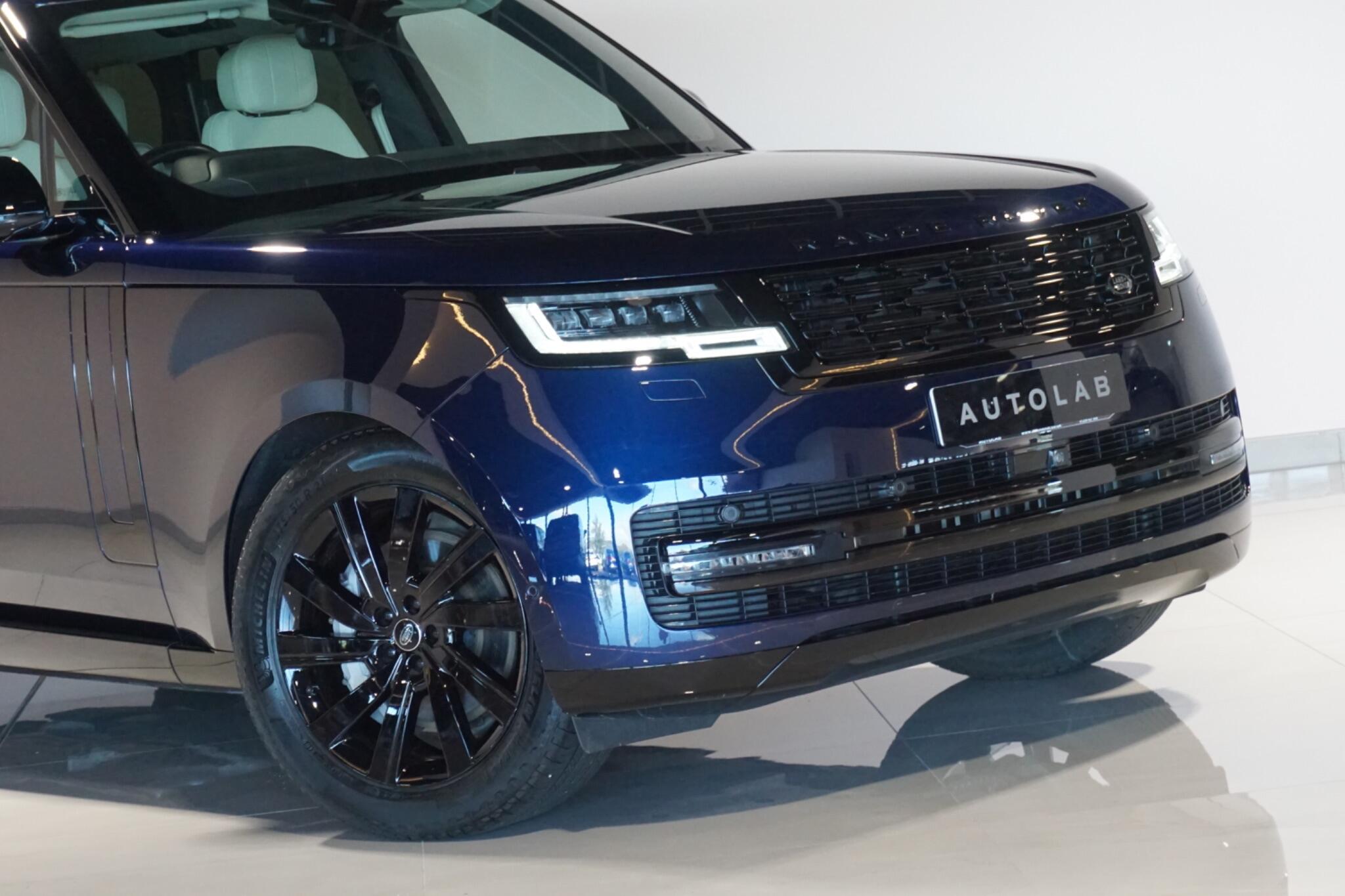 Land Rover Range Rover 3.0 D300 MHEV SE SUV 5dr Diesel Auto 4WD Euro 6 (s/s) (300 ps)